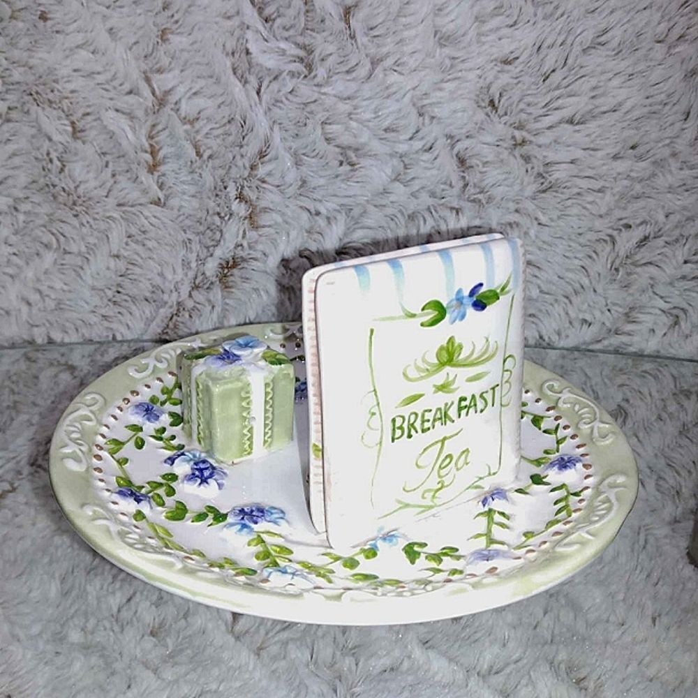 Lady Jayne decorative plate, breakfast tea,gift box and beautiful 3D flowers